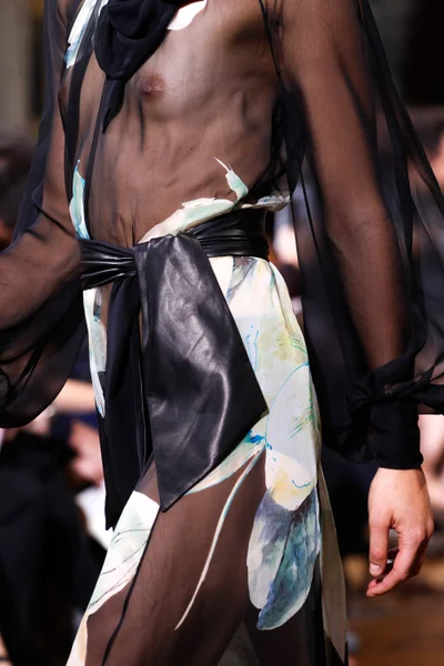 Look 79